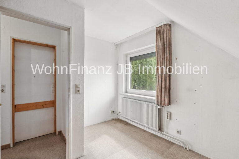 Kinderzimmer/ Büro