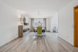 WE03: Esszimmer